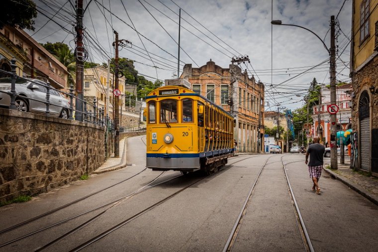 132 Brazilie, Rio De Janeiro, Largo dos Guimaraes.jpg